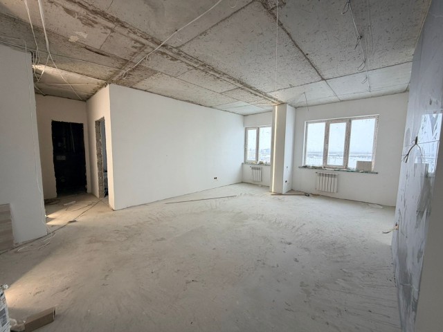 4 комн., Монолитно-каркасный, Кинотеатр Лена 12