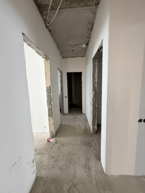 4 комн., Монолитно-каркасный, Кинотеатр Лена 15