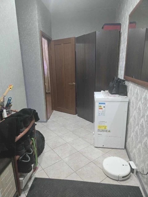 1 комн., 35 м², Блочный, Центр - район пл. Орджоникидзе 4