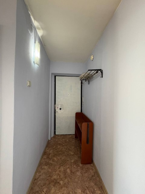 2 комн., 46 м², Блочный, Студгородок 9