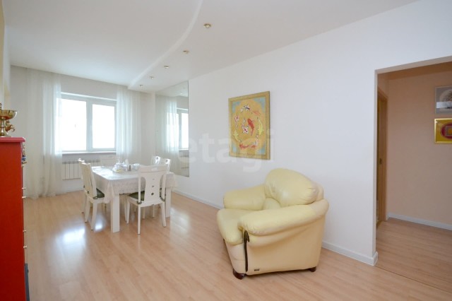 3 комн., 87 м², 112 серия, 202 мкрн. 8