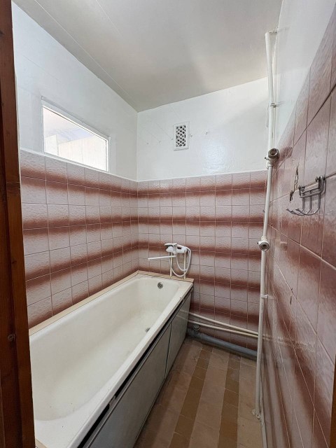 2 комн., 46 м², Блочный, Студгородок 7