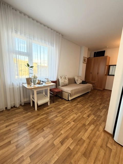 1 комн., 34 м², Монолитно-каркасный, Центр - район пл. Комсомольская