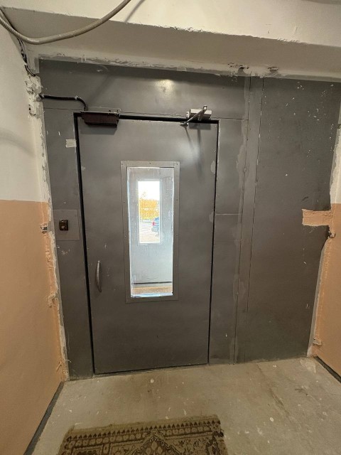 2 комн., 46 м², Блочный, Студгородок 12