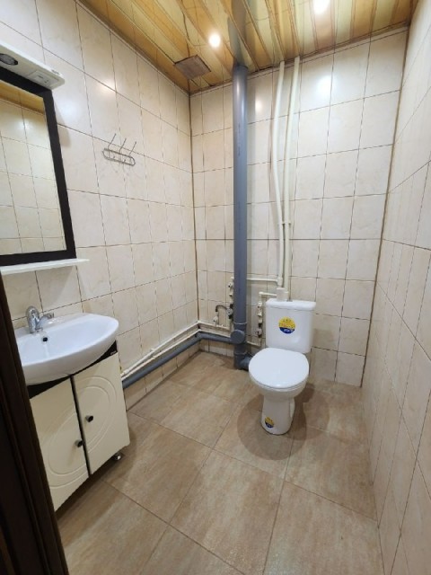 2 комн., 86 м², Блочный, Кинотеатр Лена 2