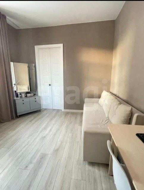 3 комн., 70 м², Сталинка, Центр - район пл. Дружбы 7