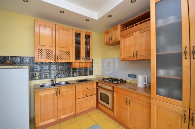 3 комн., 87 м², 112 серия, 202 мкрн. 4