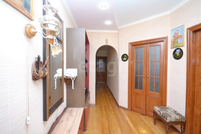 3 комн., 69 м², Инд. планировка, Гимеин 9