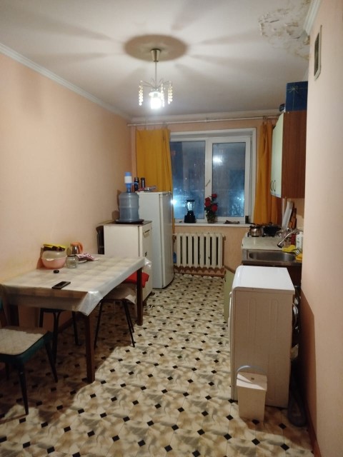 2 комн., 46 м², КПД, Центр - район пл. Орджоникидзе