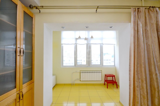 3 комн., 87 м², 112 серия, 202 мкрн. 9