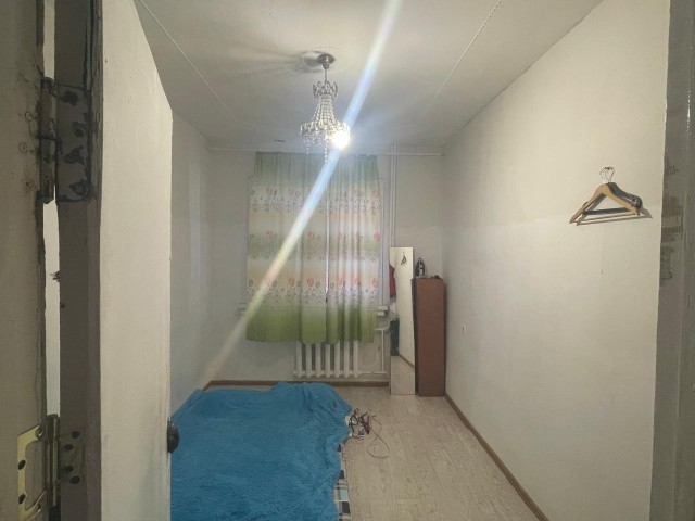 3 комн., Блочный, Рынок Столичный 2