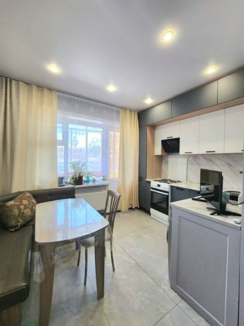 2 комн., 73 м², 112 серия, Сахацирк 2