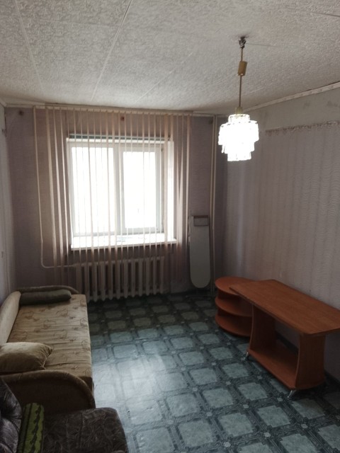 3 комн., 73 м², Блочный, Автовокзал 3