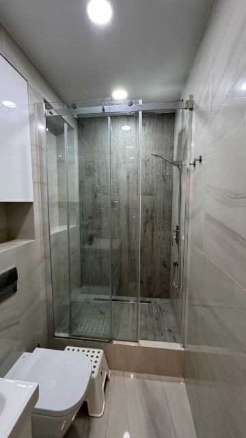 4 комн., Блочный, 203 мкрн. 17