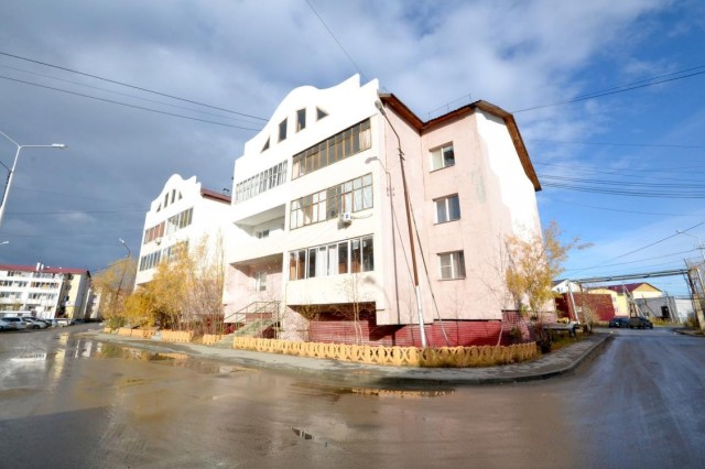 2 комн., 60 м², Блочный, 16 квартал 18