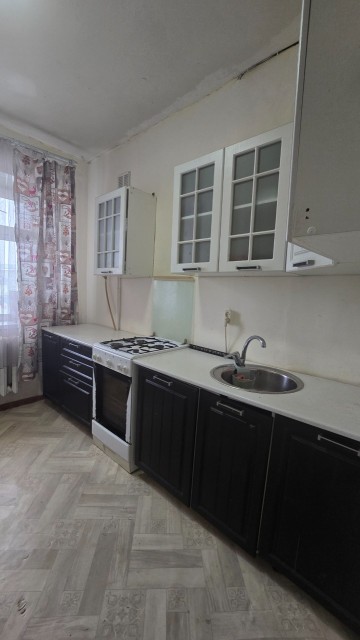 1 комн., Блочный, Центр - район пл. Орджоникидзе