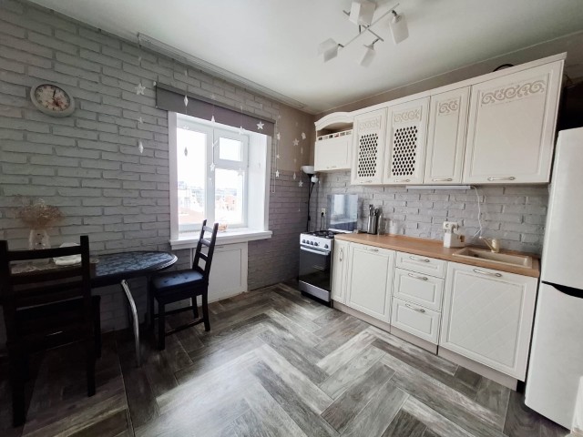 2 комн., 51 м², Блочный, Жатай 8