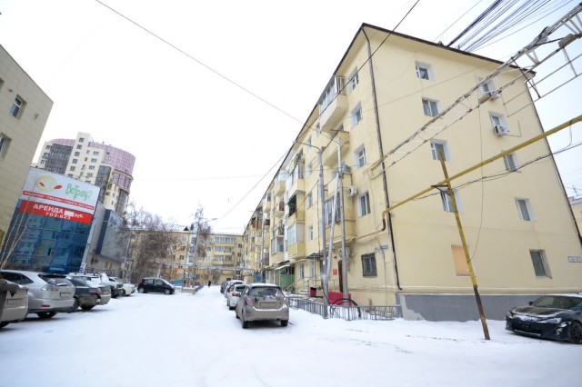 3 комн., 55 м², Хрущевка, Центр - район пл. Орджоникидзе 18