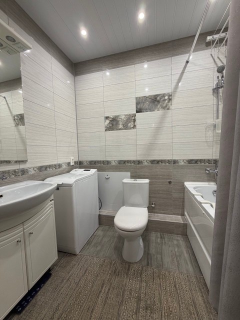 1 комн., 40 м², Монолитно-каркасный, Другие районы 2