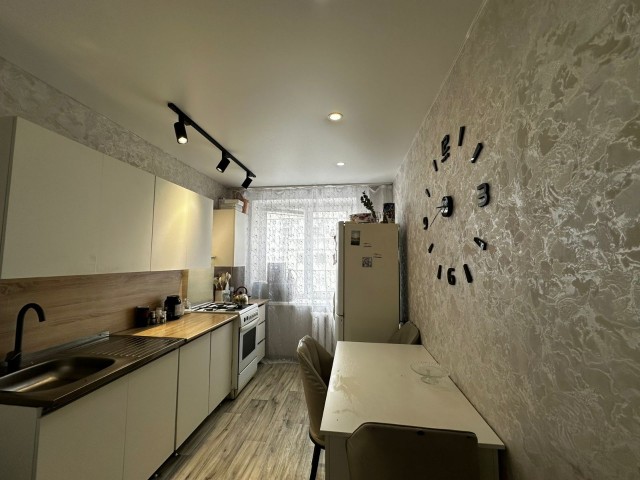 2 комн., 47 м², КПД, Дом быта