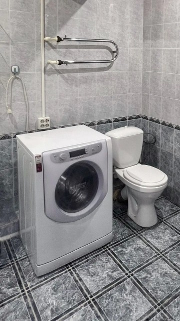 3 комн., 88 м², Блочный, Центр - район пл. Ленина 9