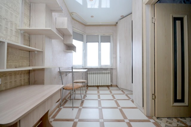 1 комн., 30 м², Монолитно-каркасный, Глазная больница