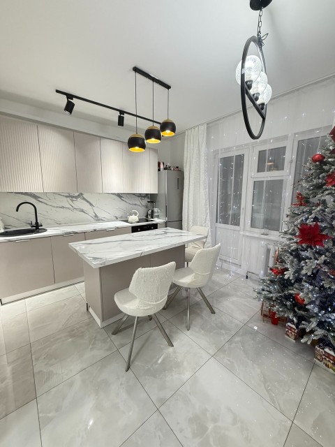 3 комн., 67 м², Монолитно-каркасный, Глазная больница