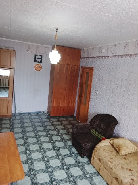 3 комн., 73 м², Блочный, Автовокзал 6