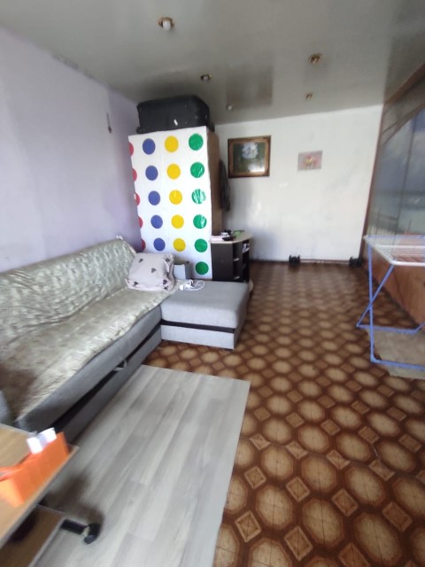 3 комн., 73 м², Блочный, Автовокзал 7