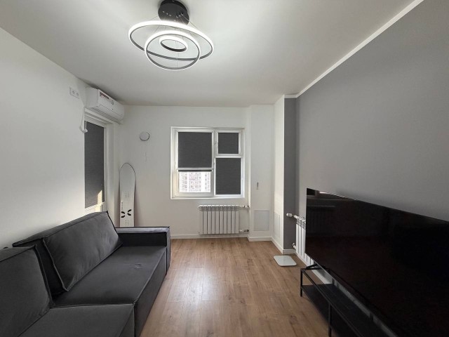 1 комн., 35 м², Монолитно-каркасный, Глазная больница 3