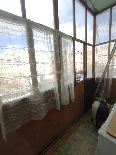 3 комн., 73 м², Блочный, Автовокзал 5