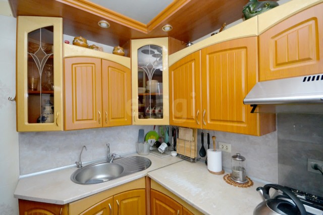 2 комн., 42 м², Хрущевка, Центр - район пл. Орджоникидзе 8