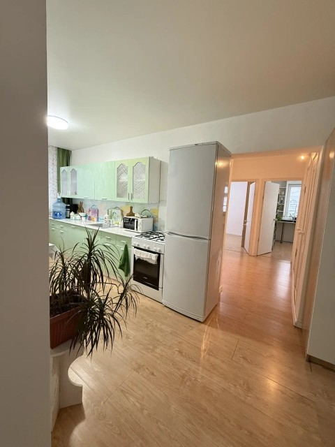 4 комн., КПД, Центр - район пл. Орджоникидзе