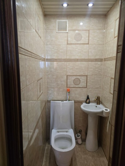 4 комн., 120 м², Блочный, 203 мкрн. 8