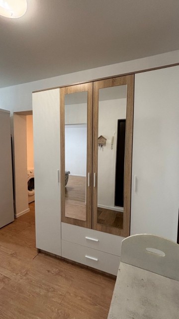 4 комн., 71 м², КПД, Центр - район пл. Орджоникидзе 10