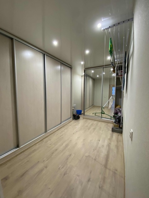 4 комн., 130 м², Монолитно-каркасный, 31 школа 13