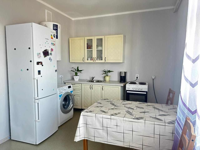 2 комн., 67 м², Монолитно-каркасный, Другие районы 5