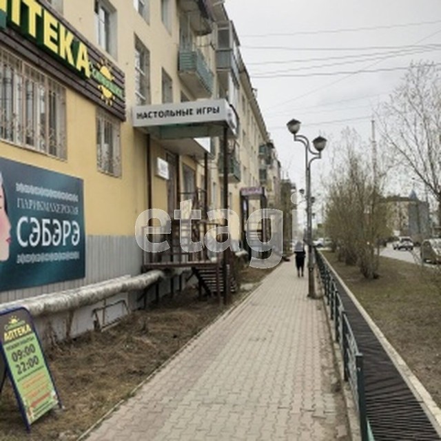 2 комн., 42 м², Хрущевка, Центр - район пл. Орджоникидзе 2