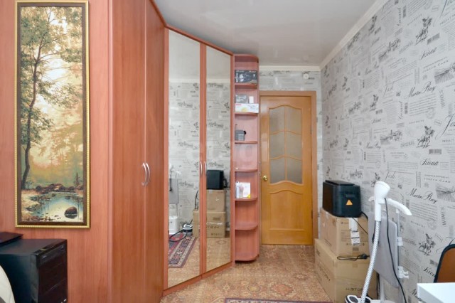 2 комн., 42 м², Хрущевка, Центр - район пл. Орджоникидзе 7