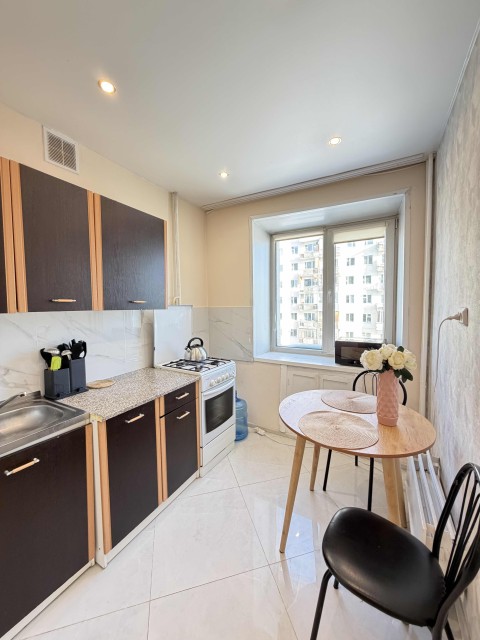 1 комн., 30 м², Малосемейка, Автовокзал