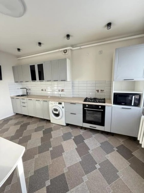 2 комн., 65 м², Блочный, 16 квартал 2