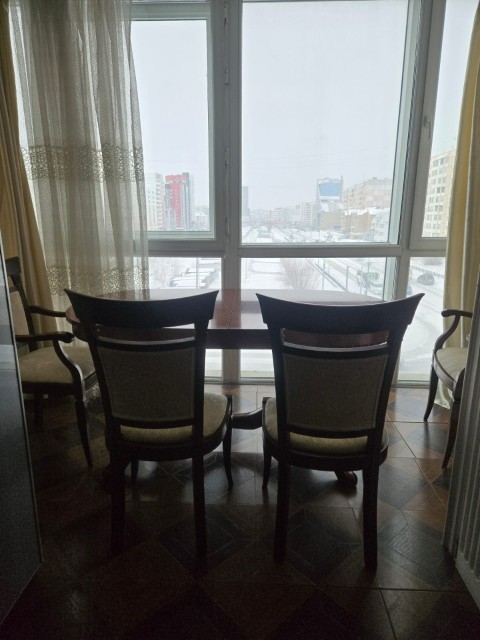 4 комн., 120 м², Блочный, 203 мкрн. 6