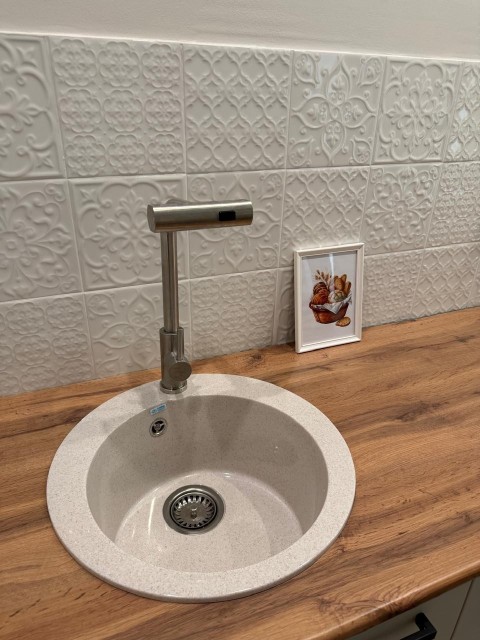 1 комн., 38 м², Монолитно-каркасный, Областная больница, рынок "Манньыаттаах" 4