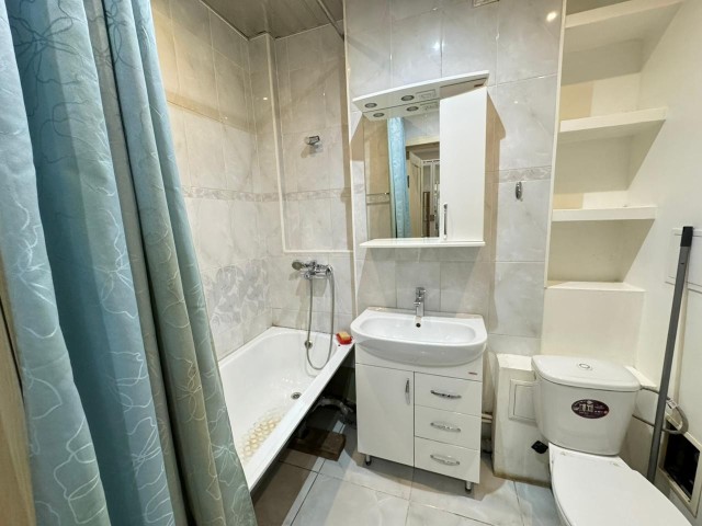 2 комн., 50 м², Блочный, 17 квартал 4