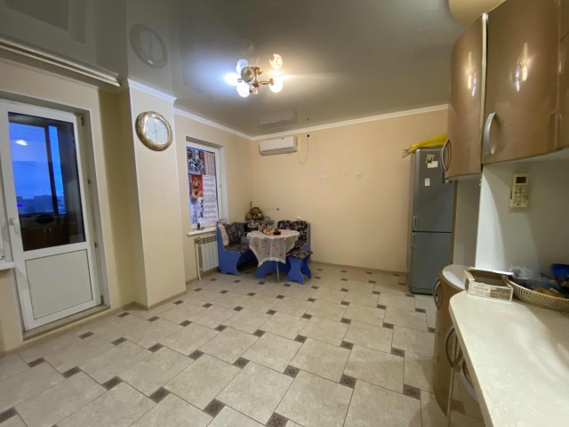 4 комн., 130 м², Монолитно-каркасный, 31 школа 3