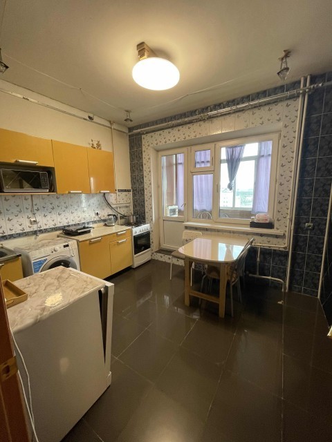 2 комн., 55 м², 112 серия, Областная больница, рынок "Манньыаттаах" 4