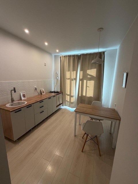 1 комн., 38 м², Монолитно-каркасный, Областная больница, рынок "Манньыаттаах"