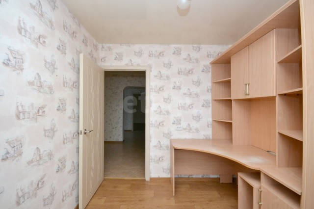 4 комн., 72 м², КПД, Авиапорт 10