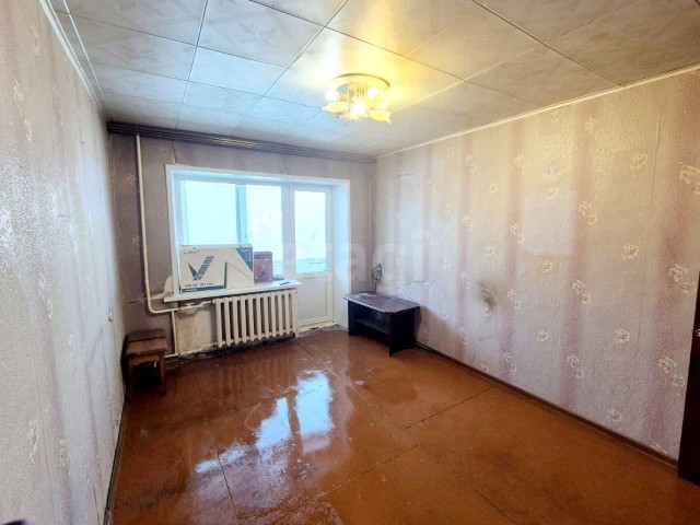 1 комн., 30 м², Блочный, Другие районы 2