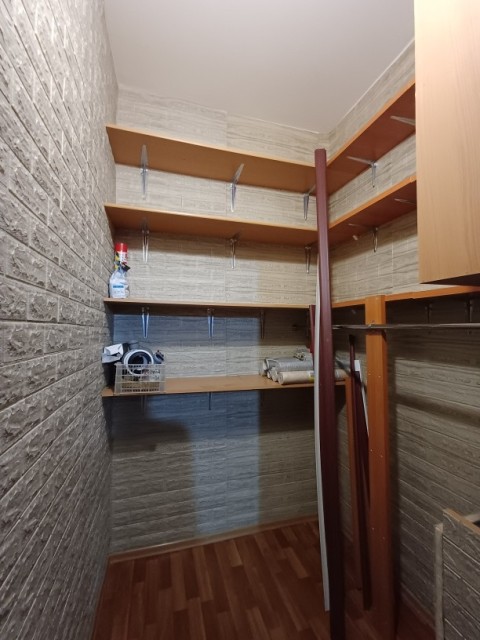 3 комн., 77 м², 112 серия, Сахацирк 7